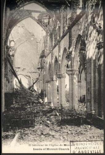 Intérieur de l'église de Moreuil. Inside of Moreuil Church