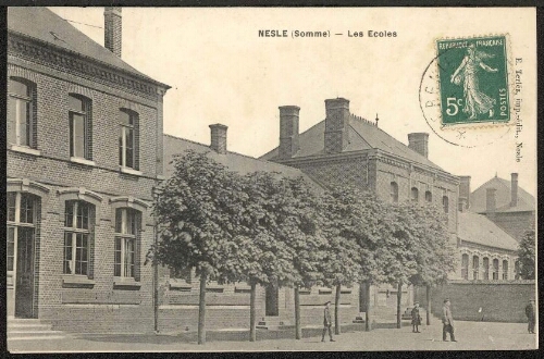 Nesle (Somme) : les écoles