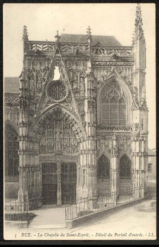 Rue (Somme) : chapelle du Saint-Esprit, détail du portail d'entrée