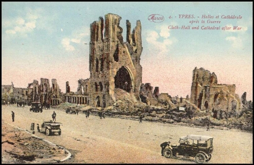 Ypres, halles et cathédrale après la guerre